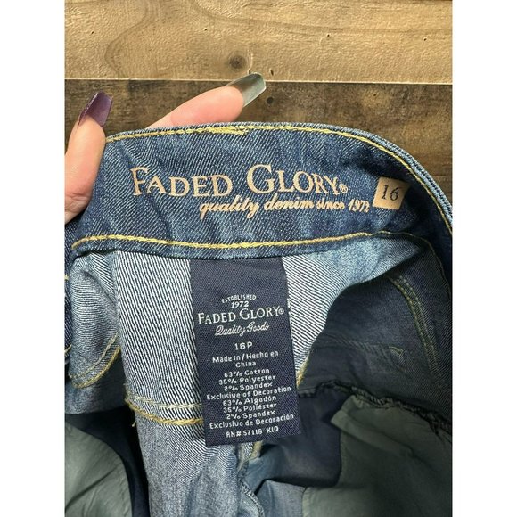NWOT Faded Glory Women's Currvy Bootcut Jeans Size 16P - Picture 3 of 4